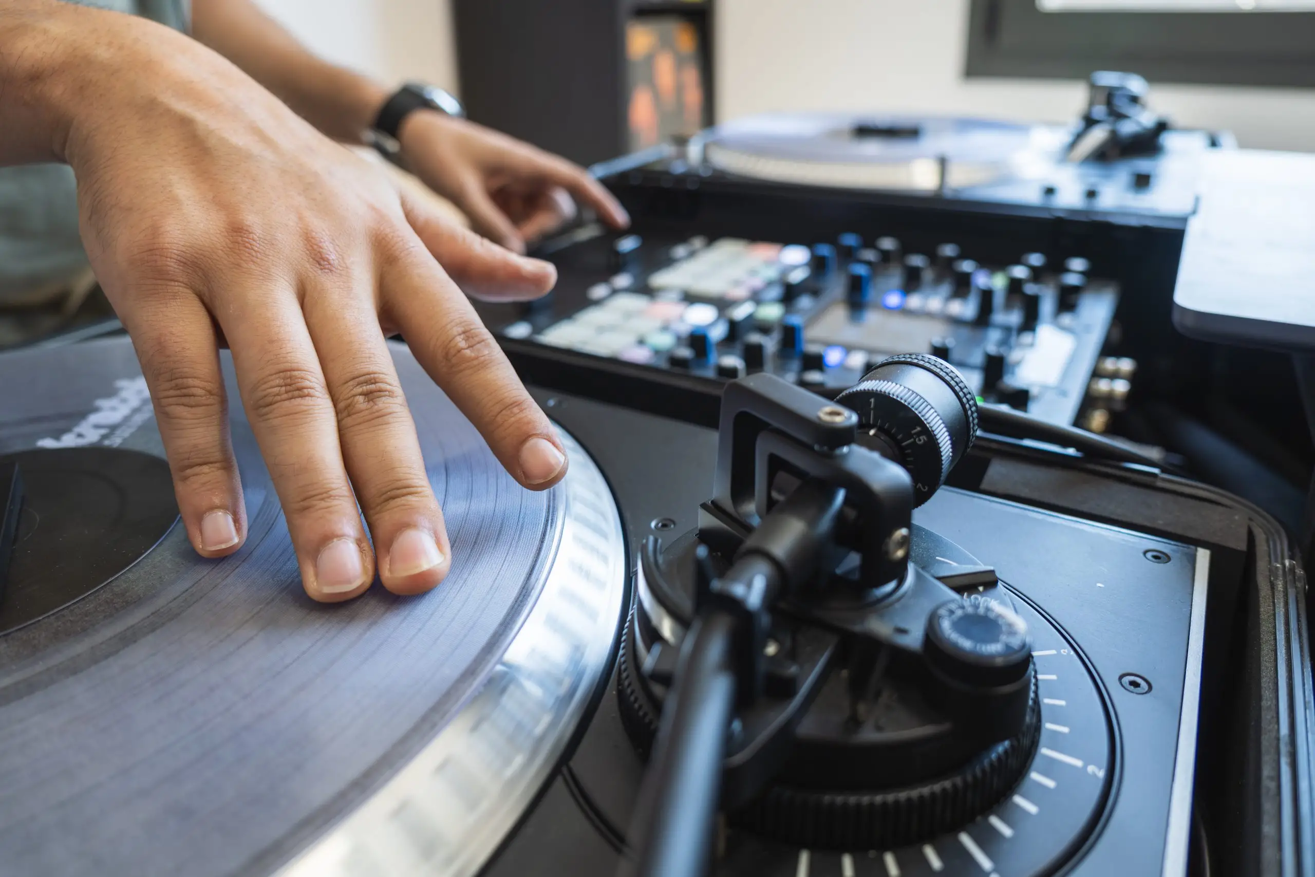 academia dj madrid