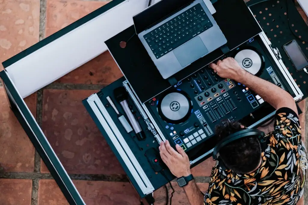 clases de dj para principiantes